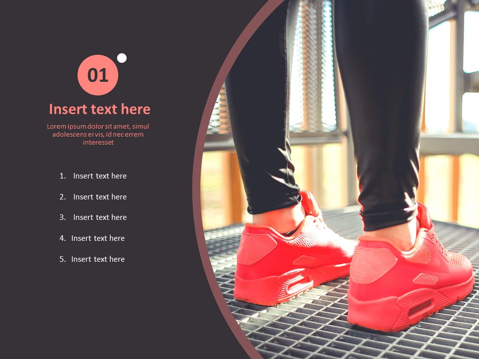 Scarpe da corsa rosa - Modello di presentazione gratuito_03